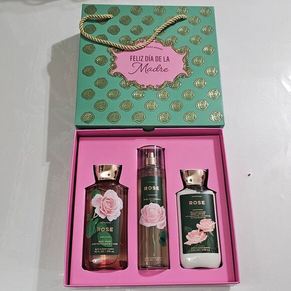 Bath & Body Works Rose Mother's Day Full Size 4 Piece Body Care Set in Gift Box - Picture 1 of 11